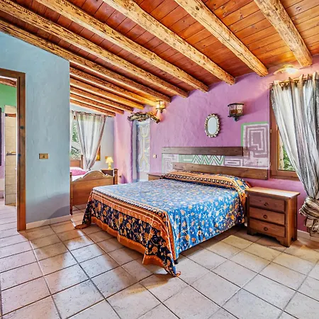 Lo Scrigno Holiday home Arbus